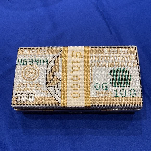 Gorgeous evening clutch! Hard case, fits cell, keys and lipstick! - Picture 5 of 6